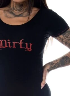 Dirty Body, Black N Red -Straßenmode Kleidung dirty body black n red 3