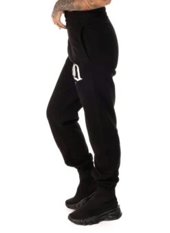 Dirty D Mjukisbyxor, Svarta -Straßenmode Kleidung dirty d mjukisbyxor svarta 2