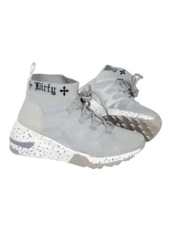 Dirty Sneakers, Grå