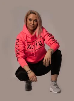 Dirty Unisex Hoodie, Neon Pink -Straßenmode Kleidung dirty unisex hoodie neon pink 2