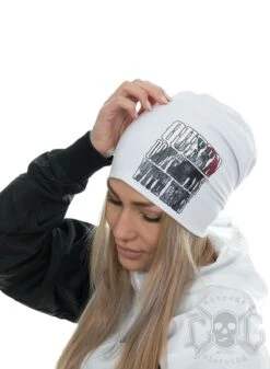 EXc Queen Dont Compete With Hoes Beanie, Vit